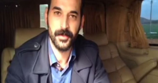 Slavnom turskom glumcu pomračio se um: Prerezao grkljan svom ocu pa se predao policiji