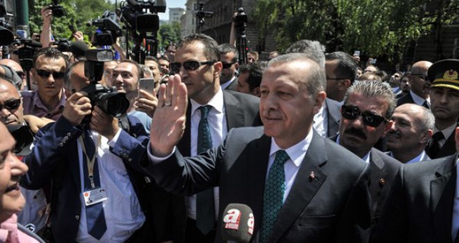 Erdogan u Sarajevu dočekan uz najviše državne počasti 