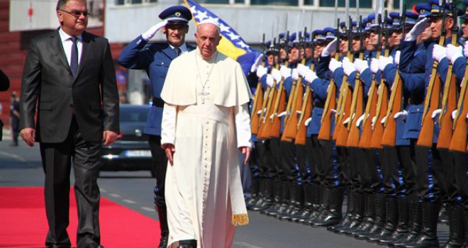 Papa o Međugorju: Gospa ne šalje emisare, a vidioci nisu kršćanska vjera!