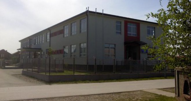 Užas u Bijeljini: Ubio druga u školskom dvorištu jer su voljeli istu djevojku?
