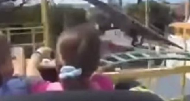 Bosanac postao svjetski hit: Na dječijem roller coasteru premro od straha