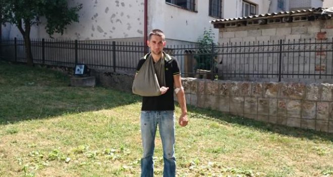 (Ne)siguran život povratnika u Vlasenici: Samo za sunca, Bošnjak može slobodno hodat'