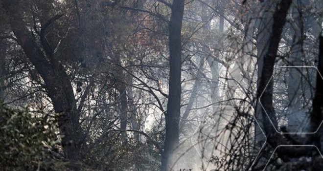 Samo što ugase požar iznad Mostara, on se ponovo aktivira: Kao da ga neko namjerno pali...