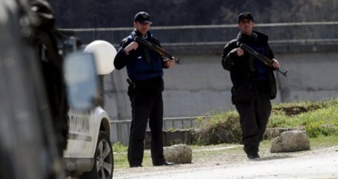Antiteroristička akcija u Makedoniji: Policija privela devet osoba
