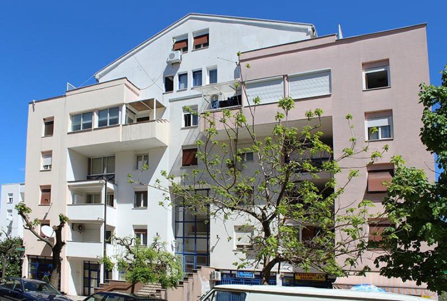 stan-dragana-covica-mostar