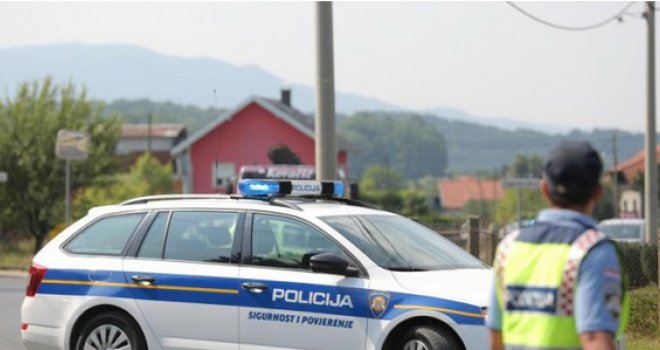 Djecu poslala baki i djedu, pa s ljubavnikom ubila muža: Svezali za njega komad tračnice i bacili ga u bunar