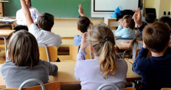 BHS jezik je mrtav, uvodi se nova diskriminacija: U Sarajevu uskoro tri škole pod jednim krovom?!