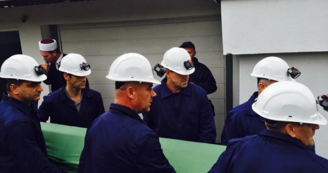 Rudarski Kakanj se oprostio od poginulih u jami Begići-Bištrani