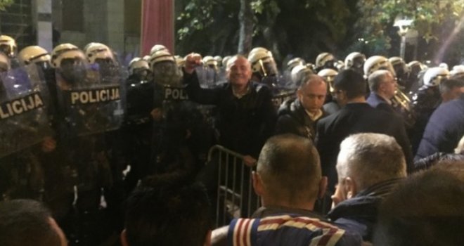DF najavio razgovore s građanima Crne Gore i nove prosvjede