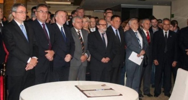 Savez za promjene: Dodik prijeti srpsko-srpskim sukobima