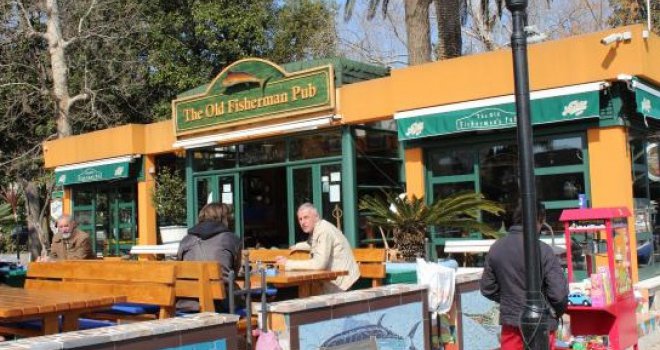 Usmrćen iz snajpera: U centru Budve ubijen vlasnik 'Old Fishermans puba'