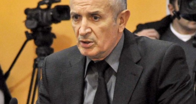 Iznenada preminuo SBB-ov zastupnik Adnan Solaković
