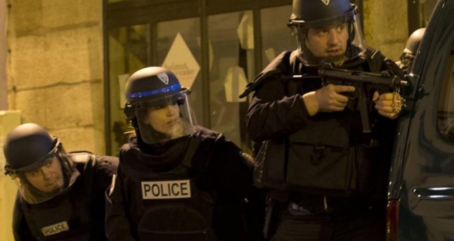 Intenzivno u Francuskoj: Policija izvela 128 racija, uhapšene 23 osobe