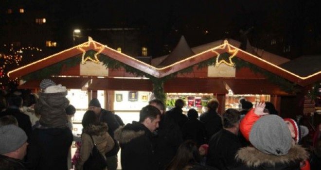 Sarajevo u prazničnom ruhu: Gradonačelnici Komšić i Bandić otvorili peti Coca-Cola Sarajevo Holiday market