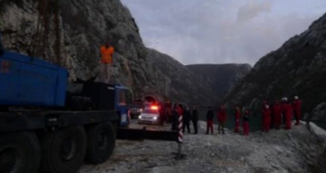 Potresno svjedočenje preživjelog studenta: Pokušavao sam izaći kroz gepek, Neretva je bila užasno hladna...