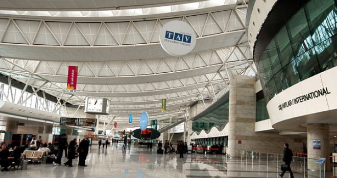 Haos u Istanbulu: Velika eksplozija na aerodromu - ima povrijeđenih