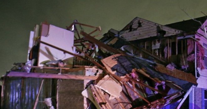 11 osoba poginulo u seriji tornada koji haraju Texasom: Nose krovove i čupaju drveće