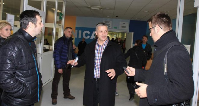 Naser Orić izašao iz tuzlanske bolnice