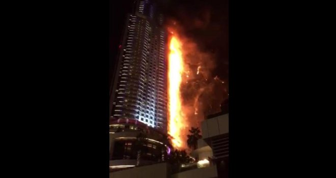 Požar uoči novogodišnjeg vatrometa u Dubaiju: Gori neboder blizu Burj Khalifa