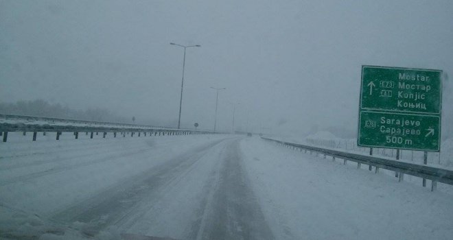 Previše je očekivati da autocesta do Sarajeva bude očišćena: Ipak je vikend...