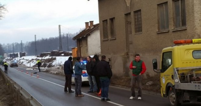 Pješakinja preminula nakon što je na putu Doboj - Prnjavor udario automobil 