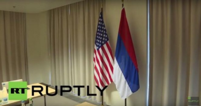 Amerikanci greškom okrenuli rusku zastavu, pa ispala 'srpska'