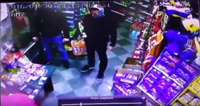 Pogledajte kako razbojnici u Tešnju upadaju na benzisku pumpu: Hrabri taksista spriječio pljačku!  
