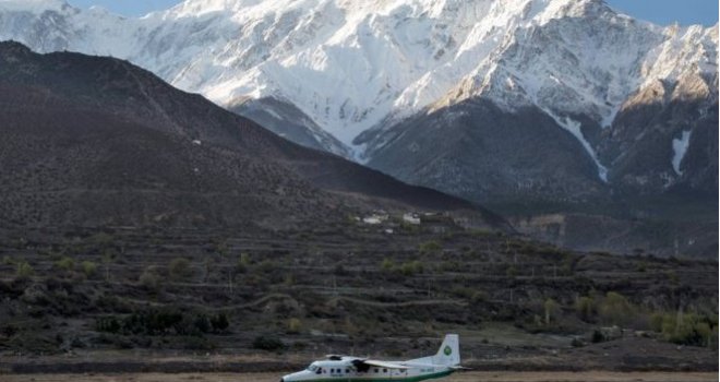 U padu aviona u Nepalu poginule 23 osobe