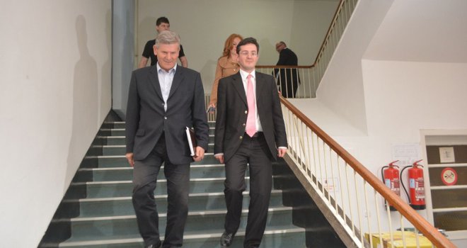 I danas bez dogovora na sjednici Centralnog popisnog biroa
