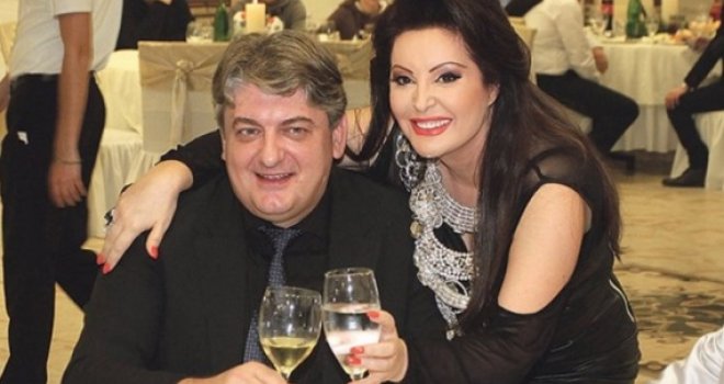 Muž nije žalio para: Dragana Mirković slavila 50. rođendan i dobila basnoslovno skup poklon! Ali to nije sve...