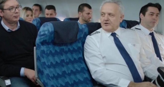 Dramatični trenuci u avionu: Vučić padao zajedno s putnicima, a onda se dogodilo...