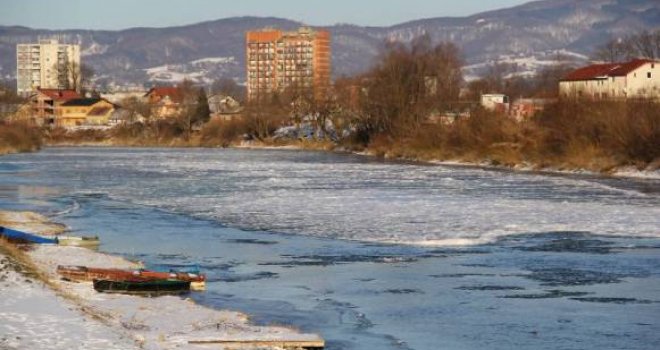 Tinejdžerka upala u Sanu kod Prijedora: Potraga bez uspjeha