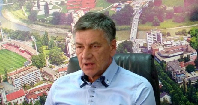Kasumović napušta Nezavisni blok: Neka Šepić ostane sam i vodi stranku, ja se povlačim