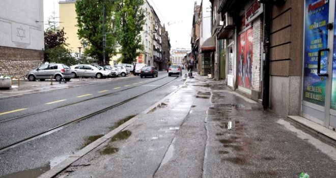 Centar Sarajeva opet će biti izrovan, ali dobijamo nove trotoare