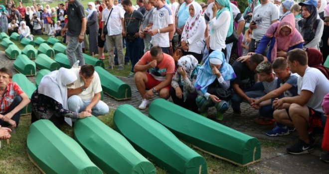 U Potočarima dženaza i ukop posmrtnih ostataka 71 žrtve