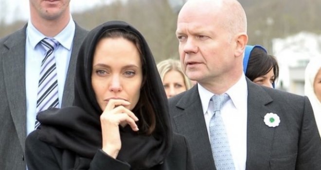 Angelina poručila svijetu: Bosanci su topli, humani ljudi, otvorenog srca...Izdržali su genocid, dok je sve oko njih...
