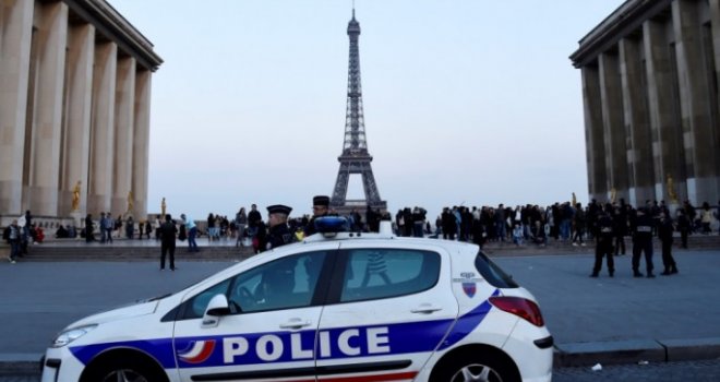 Strava: Ubijena četiri policajca u Parizu, napadač potom usmrćen