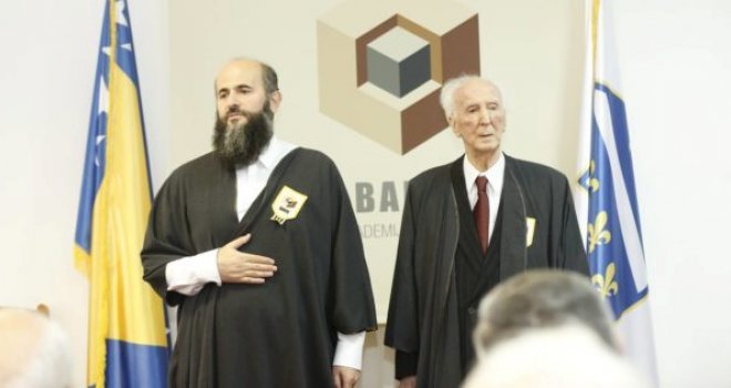 Akademici Filipović i Zukorlić uručili sertifikate: Ovo su novi članovi Bošnjačke akademije nauka i umjetnosti 