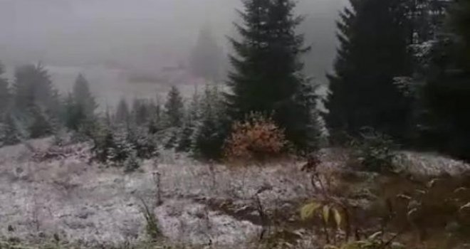 Zimska idila: Na Vlašiću pao snijeg, temperature osjetno niže