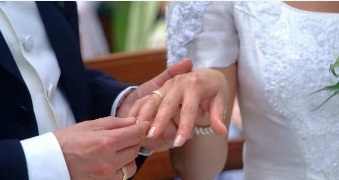 Vjenčanje 'nespojivih' mladenaca nadomak Sarajeva: Pogledajte šta su poslali uzvanicima