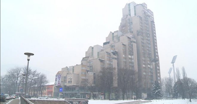 Žena izvršila samoubistvo skokom sa zgrade u centru Zenice