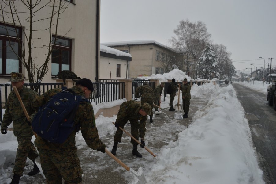 vojska-snijeg1