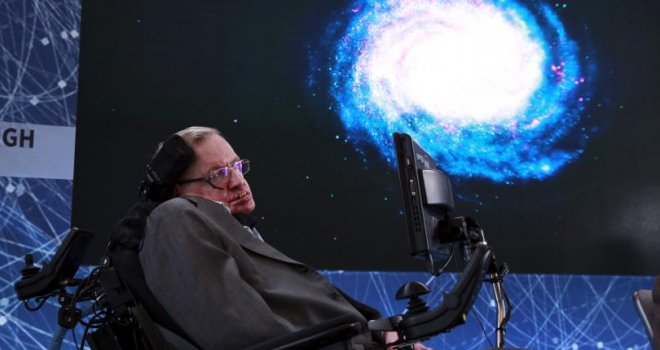Stephen Hawking prije smrti poslao jezivo upozorenje o kraju čovječanstva: Evo šta će nam doći glave