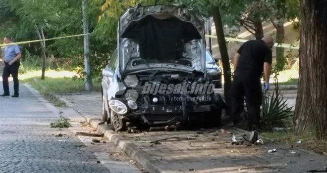 Eksplodirala bomba ispod automobila u Mostaru: Od jačine eksplozije popucala stakla na zgradama