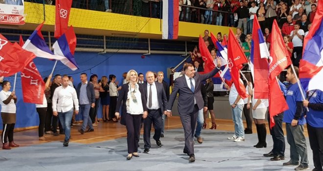 SNSD u Banjoj Luci održao završni miting, Dodik poručio: Naša pobjeda je dominantna i apsolutna