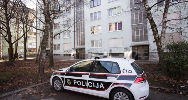 Pronađeno tijelo u naselju Grbavica: Muškarac se ubio hicem iz pištolja