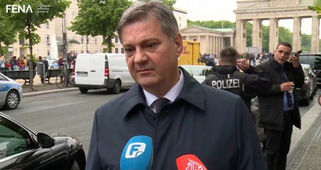 Denis Zvizdić poručio - bit će sankcija: 'Ne prihvatam bahato ponašanje, skandalozne ponude, maliciozne prijetnje...'