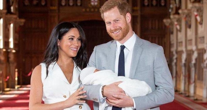 Meghan Markle i princ Harry pokazali nasljednika: Kraljevska beba dobila ime!