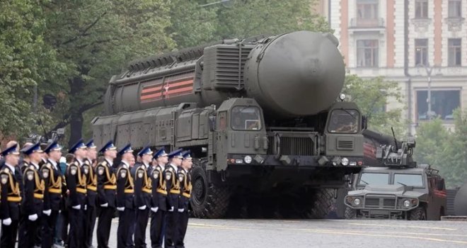 U Moskvi traje grandiozna vojna parada, pogledajte najmoćnije Putinovo oružje