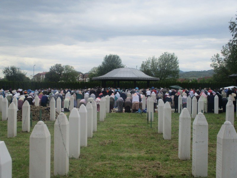 bratunac-dzenaza-2
